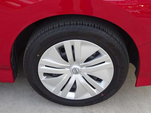 2022 NISSAN LEAF S